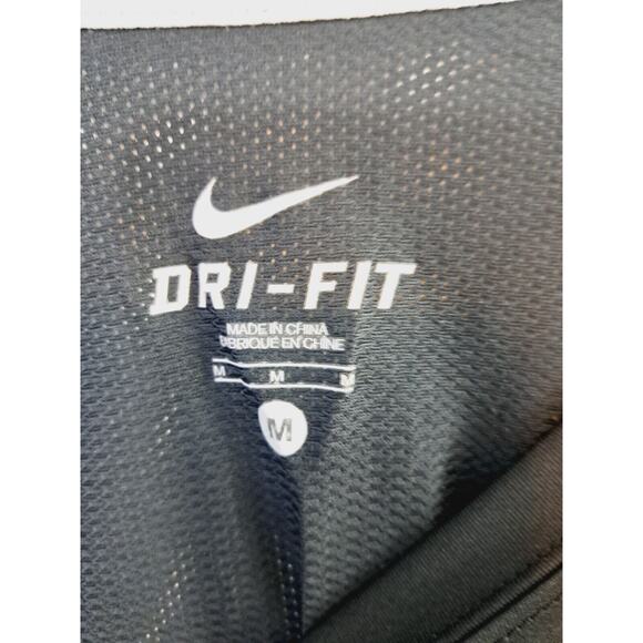 Nike Dri-Fit Men's Black Gray Mesh Detail Athletic Shirt In Size Medium - Picture 3 of 6